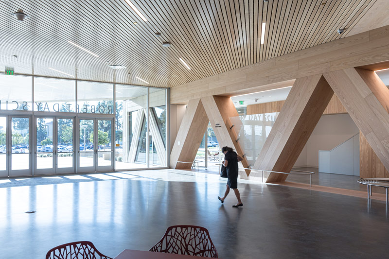 Inspirująca architektura centrum edukacyjnego w USA