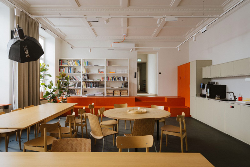 Nowe biuro BBGK Architekci w historycznej kamienicy